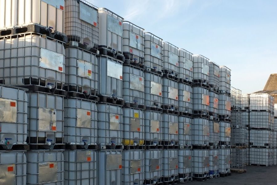 Bulk Chemicals vs. Fine Chemicals: The Difference