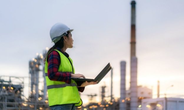 Why Outsourcing for Chemical Manufacturing Is a Good Idea Why Outsourcing for Chemical Manufacturing Is a Good Idea