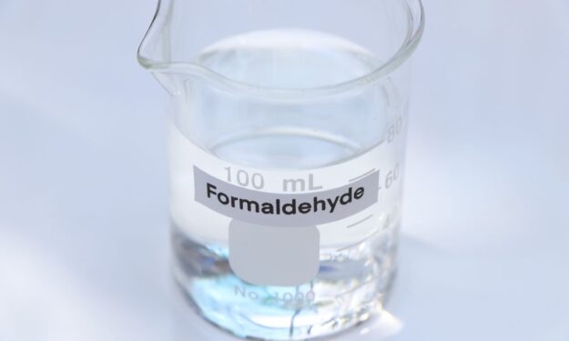 What Gives Formaldehyde Such a Distinctive Smell?