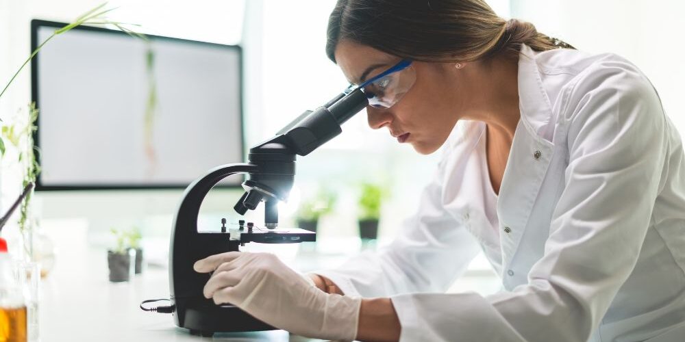 CapitalResinCorporation-278372-save-money-contracting-image1 5 Ways Contracting R&D Services Will Save You Money